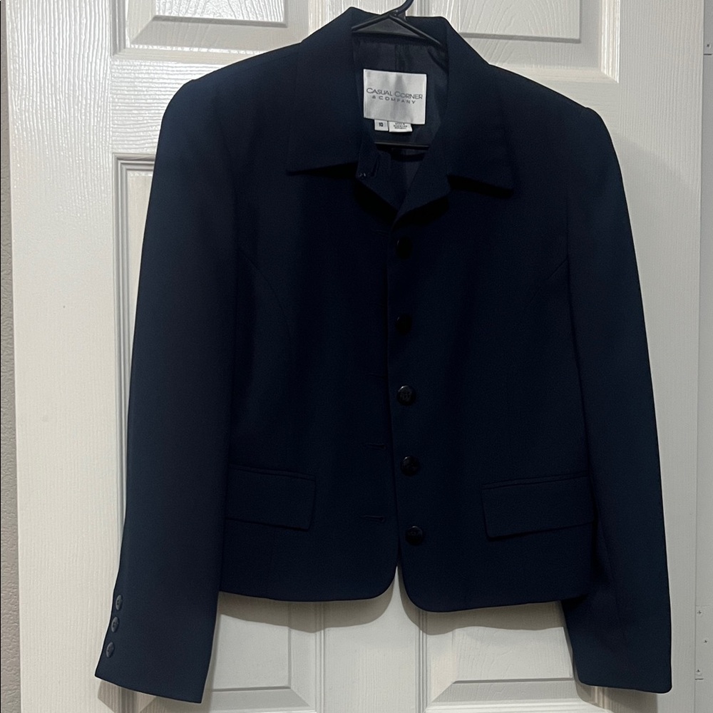 Casual Corner Navy Blazer size:10 NWOT retail $59